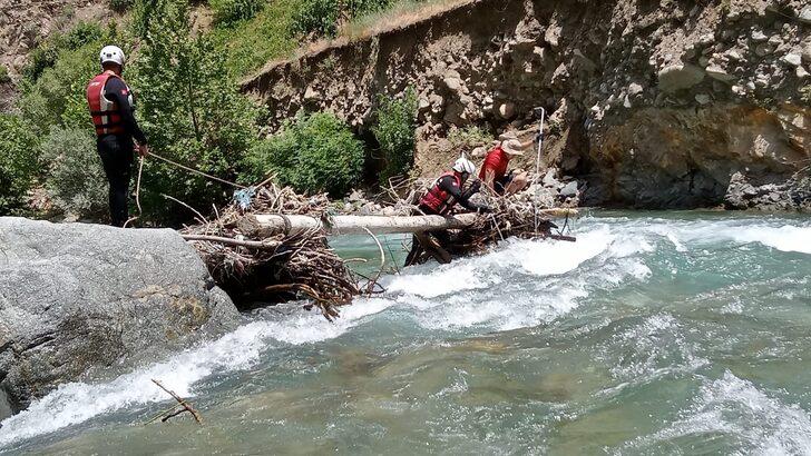 Müküs Çayı'na düşen hemşireyi arama çalışmaları 40'ıncı gününde sürüyor G2