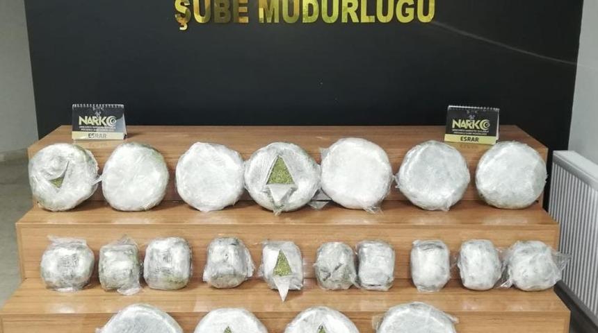 Şanlıurfa'da otomobilin LPG tankında yaklaşık 20 kilogram uyuşturucu ele geçirildi