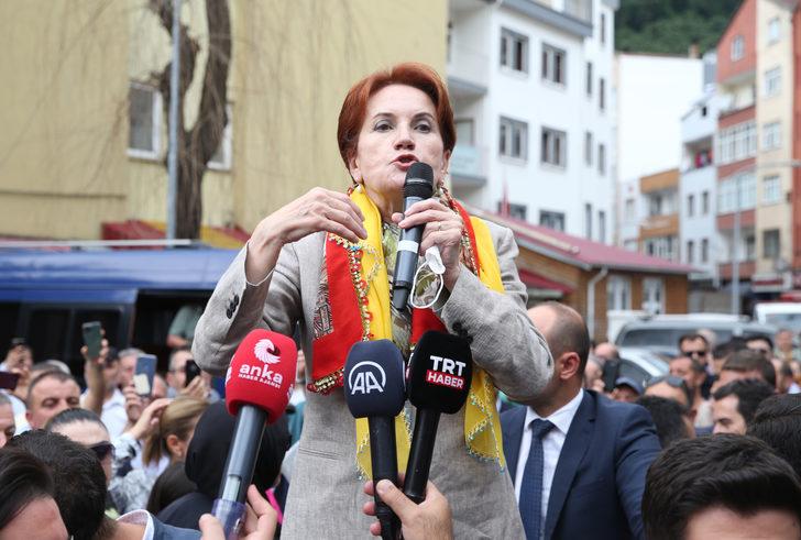 İYİ Parti Genel Başkanı Akşener, Giresun'da esnafı ziyaret etti G1