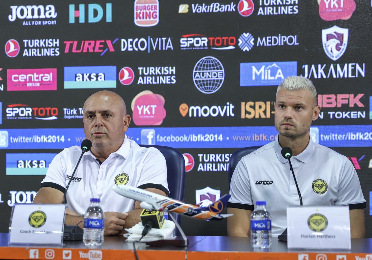 Medipol Başakşehir-Maccabi Netanya ma&ccedil;ına doğru