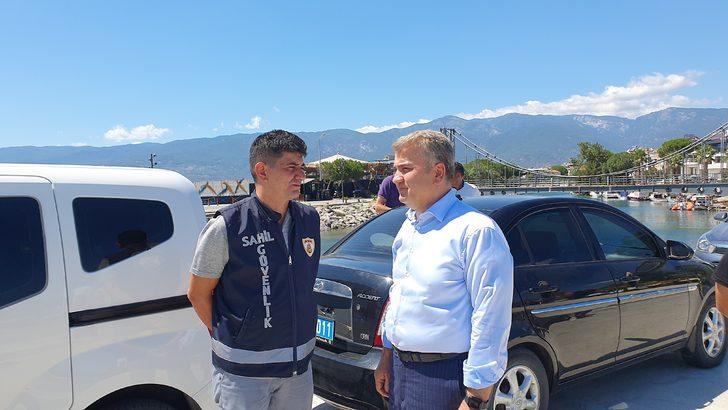 GÜNCELLEME - Balıkesir'de teknenin batması sonucu kaybolan 2 kişi aranıyor G3