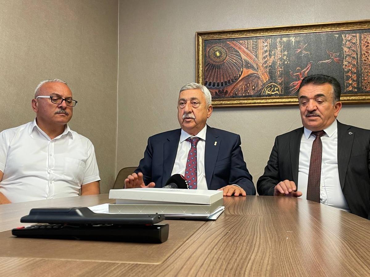 TESK Genel Başkanı Paland&ouml;ken, D&uuml;zce Esnaf ve Sanatkarlar Odasını ziyaret etti