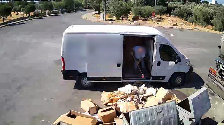 Bodrum'da bir kişiye, konteyner önüne döktüğü atıklar geri toplatıldı G1