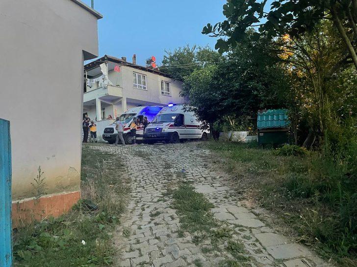 GÜNCELLEME - Düzce'deki silahlı saldırıda 3 kişi öldü, 1 kişi yaralandı G4