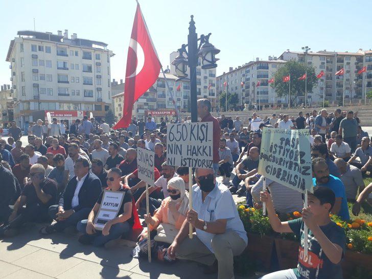 Sivas'ta maaşlarını alamayan Demir Çelik Fabrikası işçileri eylem yaptı G1