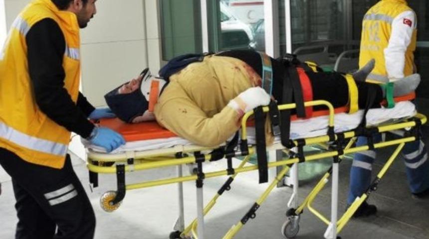 Karaman'da otomobil takla attı: 3 yaralı