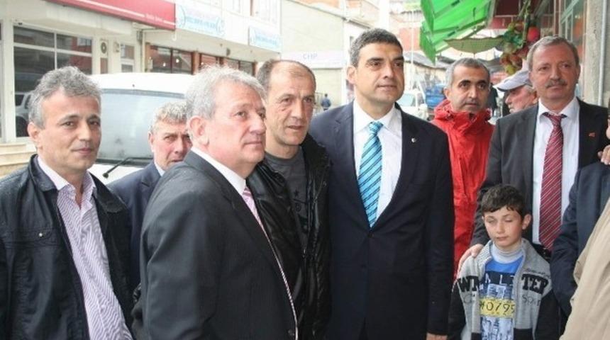 Umut Oran’dan Haluk Pekşen’e destek