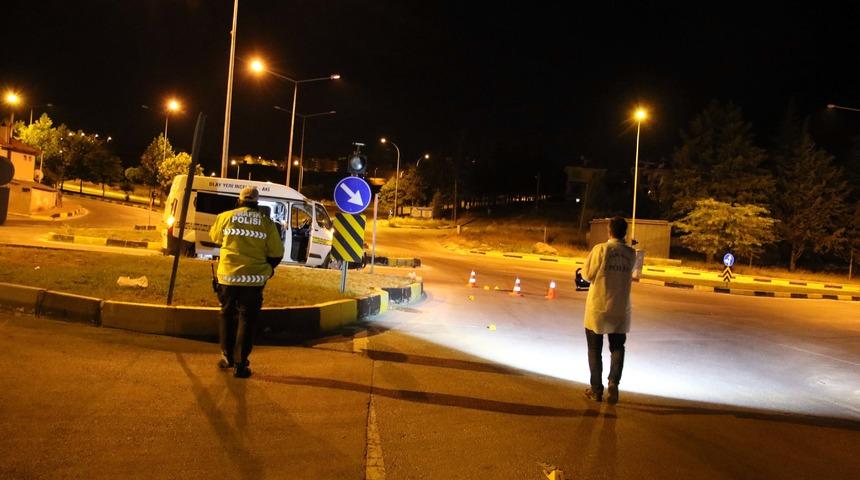 Uşak'ta alkollü sürücünün çarptığı komiser yardımcısı yaralandı