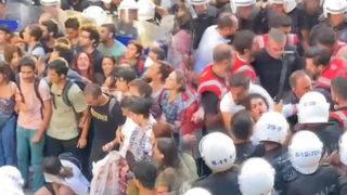 Kadıköy'de izinsiz yürüyüş yapmak istediler! İstanbul Valiliği: 106 kişi gözaltında