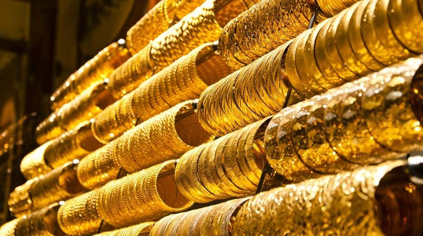 Altını 'korkarak' yasakladılar... AB'den Rusya'ya yeni yaptırım