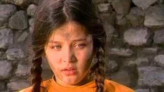 90'ların sonuna damga vuran dizi Üvey Baba'nın Lamia'sı Burçin Abdullah son haliyle hayran bıraktı