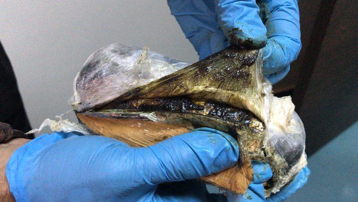 Adana'da otobüsteki zayıflama kürü kutularından 23 kilo 256 gram esrar çıktı G5