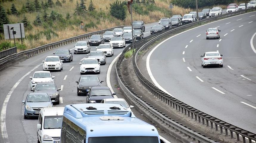 Milyonlarca araç sahibini ilgilendiriyor! Kaçak geçiş ödemelerinde süre düzenlemesi! Artık 4 katı cezası var