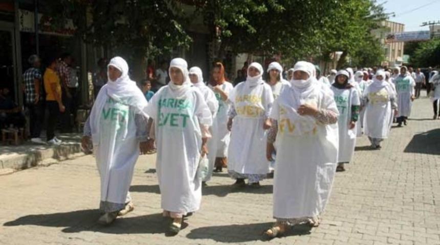 İdil'de kefenle yürüdüler