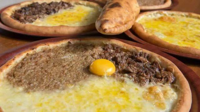 En lezzetli pide çeşitlerinden Trabzon pidesi tarifi! Trabzon pidesi (Trabzon yağlaması) nasıl yapılır? İşte yapılışı ve malzemeleri