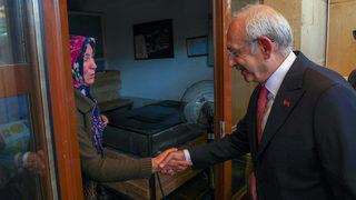 Kılıçdaroğlu, Çamlıdere ilçesinde esnaf ziyaretinde bulundu