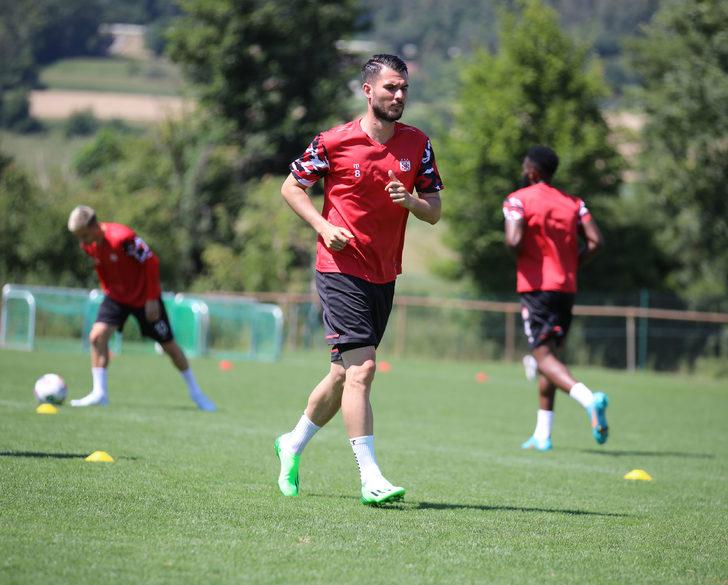 Sivasspor'un Avusturya kampındaki yeni sezon hazırlıkları sürüyor G4