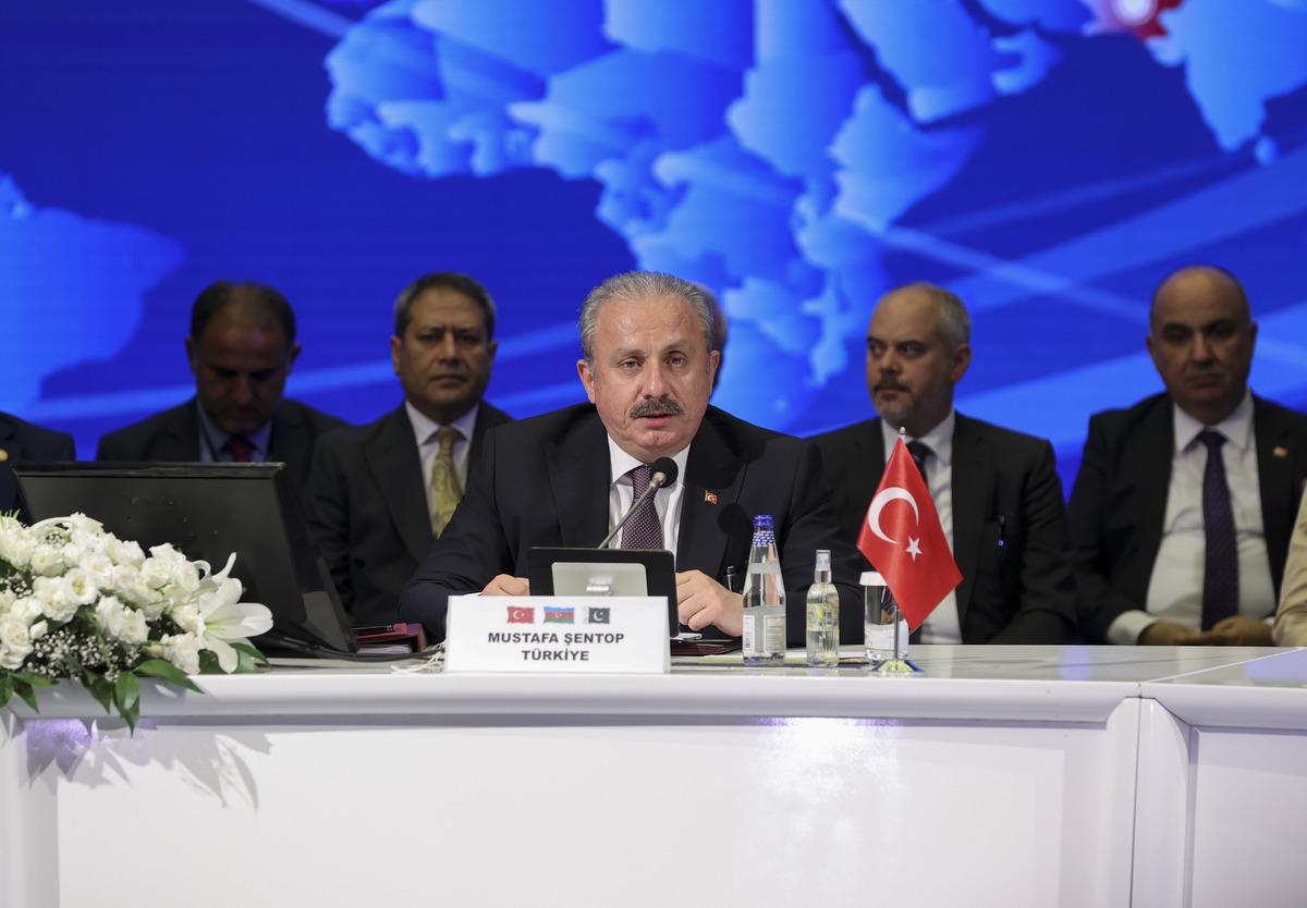 T&uuml;rkiye, Azerbaycan ve Pakistan meclis başkanları İstanbul Beyannamesi'ni imzaladı