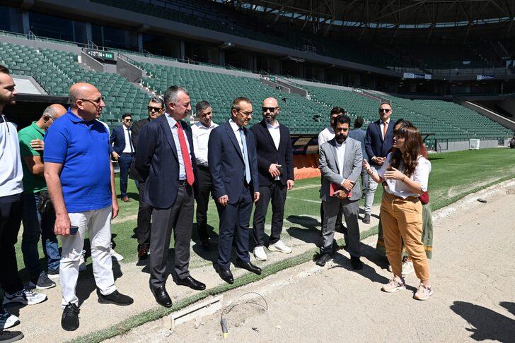 Kocaeli Stadyumu'nun zemini hibrit çimle kaplanıyor G3