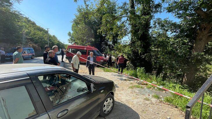 GÜNCELLEME - Sakarya'da Melen Çayı'na devrilen otomobilin sürücüsü öldü G1