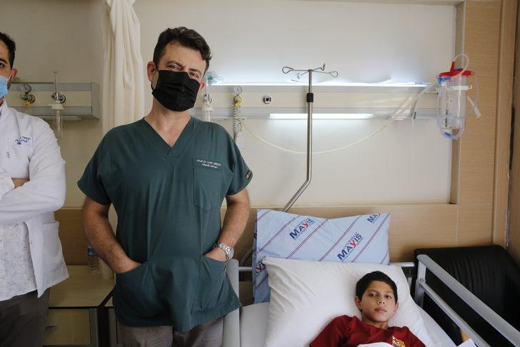 Samsun'da 10 yaşındaki çocuğun kopan ayağı yerine dikildi G3