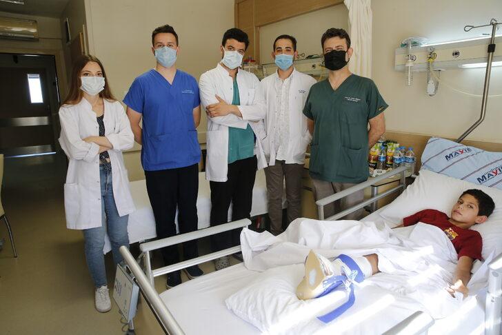 Samsun'da 10 yaşındaki çocuğun kopan ayağı yerine dikildi G5