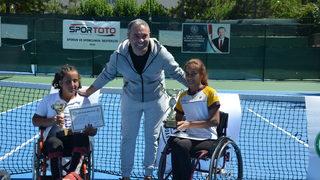 Tekerlekli Sandalye Tenis Akıncılar Klasman Turnuvası sona erdi