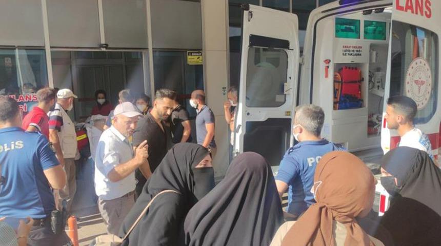 112 acil servis ekibine çirkin saldırı! Kalp krizi geçiren hastanın oğlu arbede çıkardı...