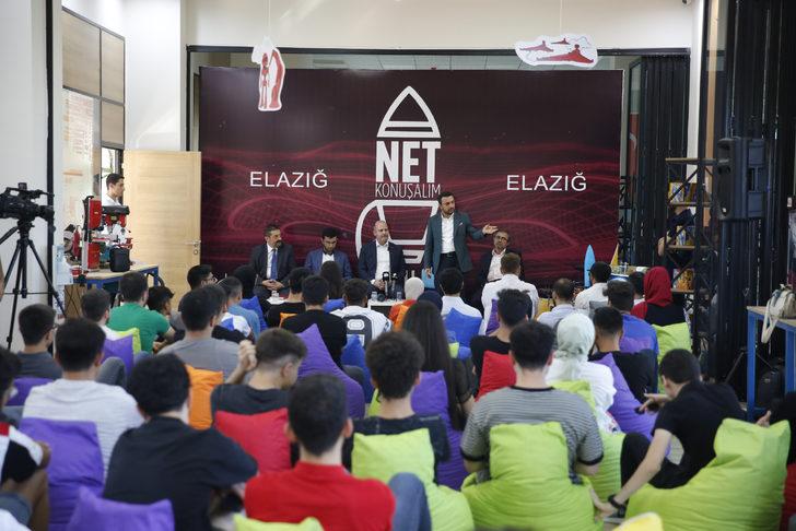 AK Parti Genel Başkan Yardımcısı Ömer İleri, Elazığ'da gençlerle buluştu G2