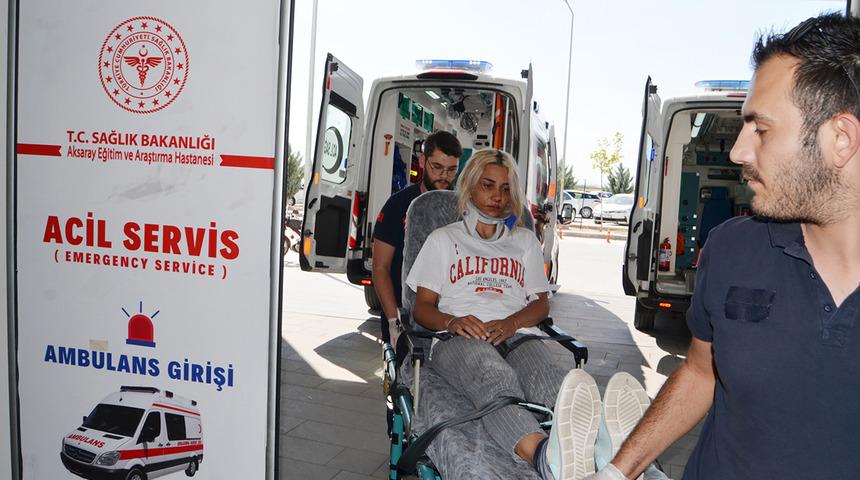 Otomobil takla attı! Araçta sıkışanları tesadüfen yoldan geçen ambulans şoförü ve sağlık görevlisi kurtardı