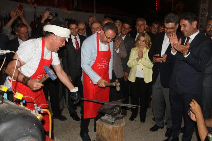 Gençlik ve Spor Bakanı Kasapoğlu, Konya'da Beyşehir ve Hüyük'ü ziyaret etti: G1