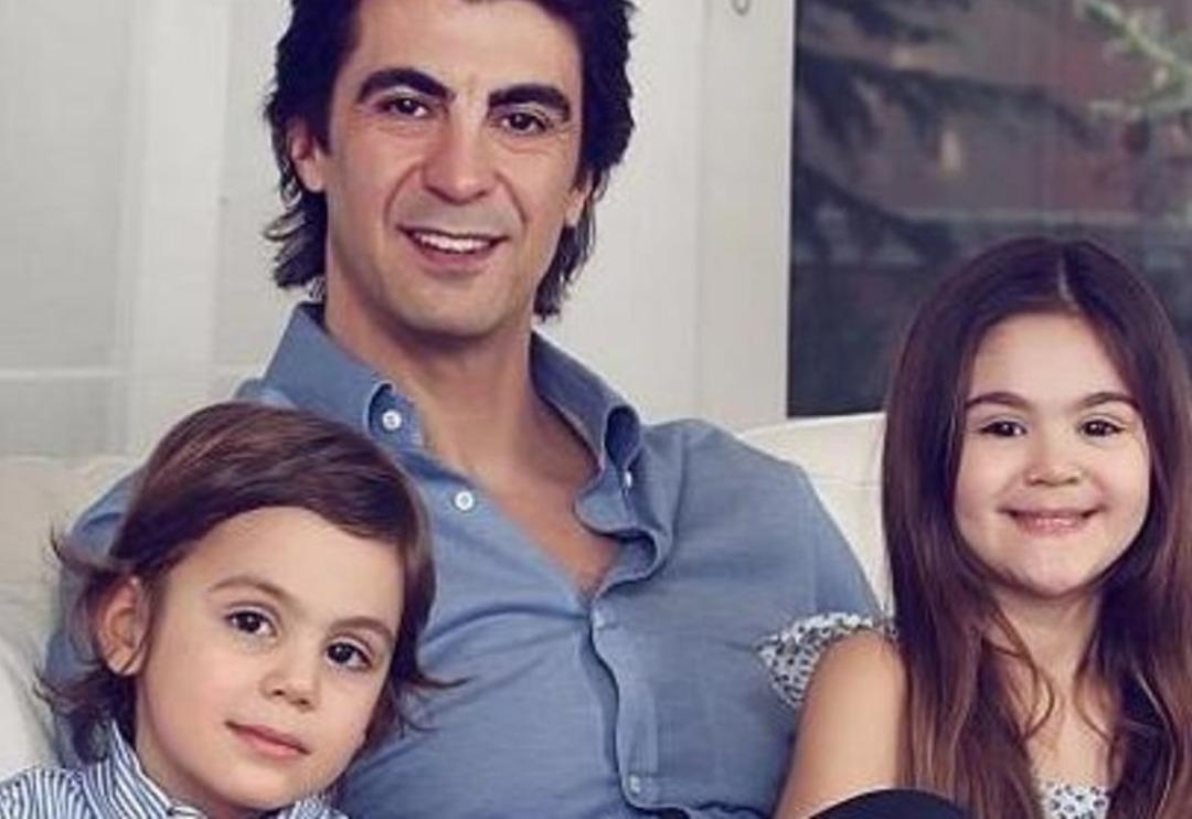 İbrahim Kutluay Demet Şener ile evliliğinden olan oğlu &Ouml;mer'le tatilde! Babasının boyuna ulaştı