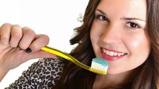 Dişler Nasıl Fırçalanmalıdır?