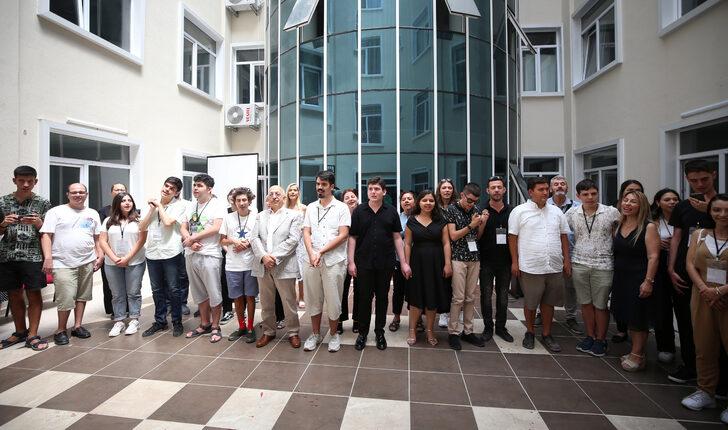Çanakkale'de buluşan otizmli öğrenciler üniversitedeki müzik eğitimlerini tamamladı G5