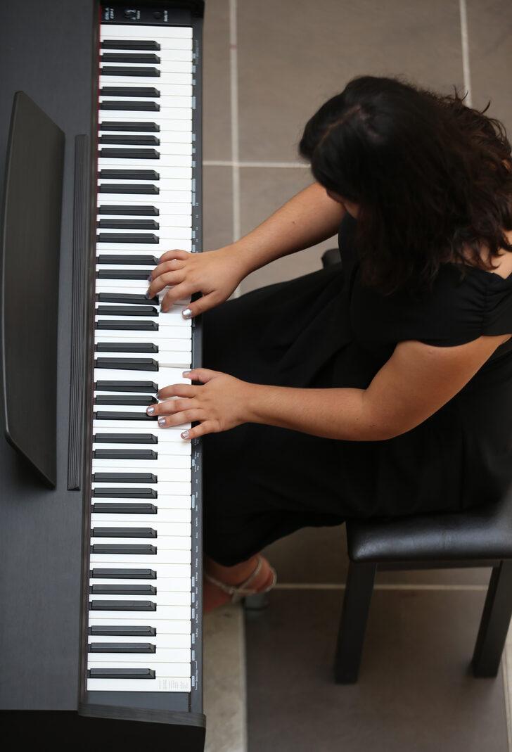 Çanakkale'de buluşan otizmli öğrenciler üniversitedeki müzik eğitimlerini tamamladı G4