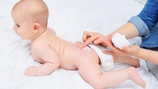 Bebekleriniz için pişik önleyici en iyi bebek pişik kremi çeşitleri