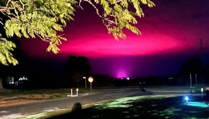 Avustralya'da gökyüzü pembeye boyandı! Uzaylı istilası sandıkları olayın aslı bakın ne çıktı