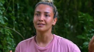 Survivor Nisa Bölükbaşı açıklaması olay olmuştu! Evrim Keklik mini şortlu poz verdi, o detay gözlerden kaçmadı...