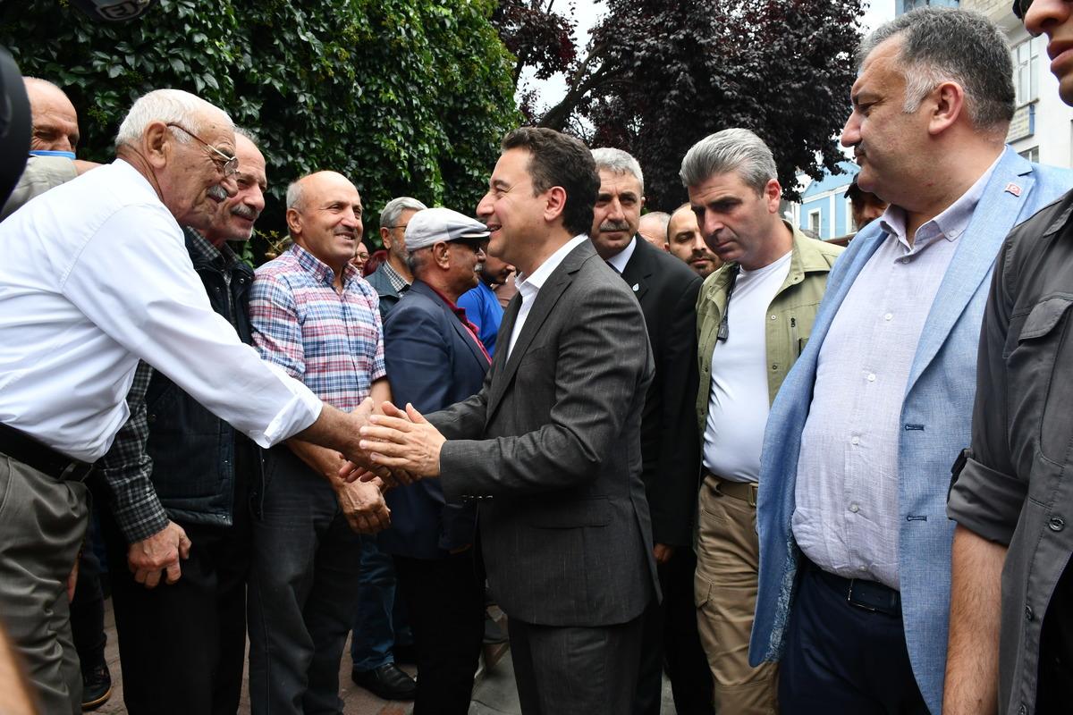 DEVA Partisi Genel Başkanı Babacan, Artvin'de parti binasının a&ccedil;ılışına katıldı