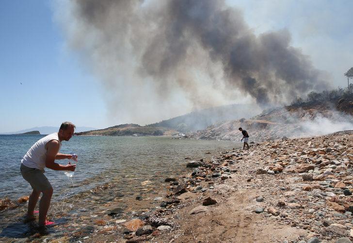 GÜNCELLEME 2 - İzmir'de çıkan orman yangınlarına müdahale ediliyor G1