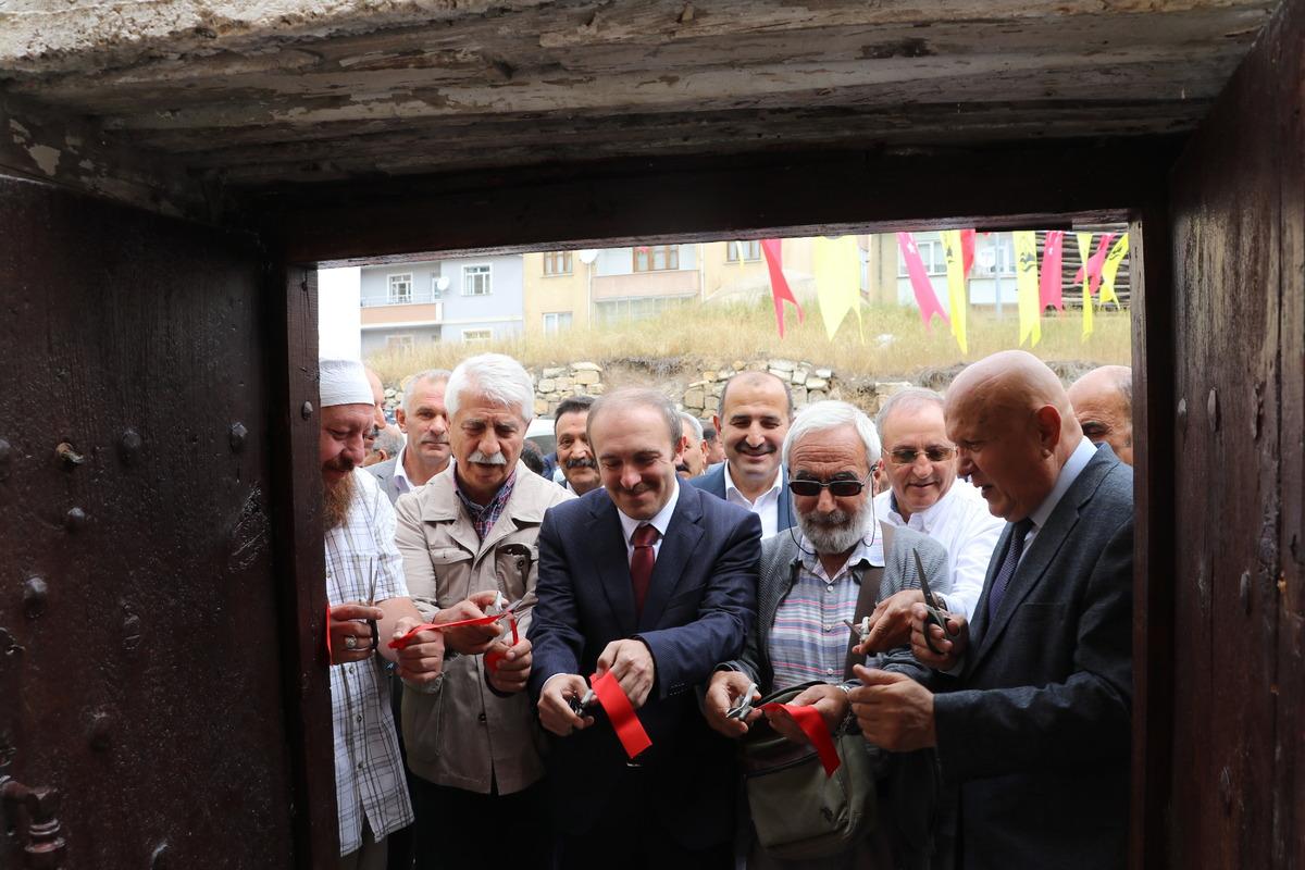 Bayburt'ta "Hattat-Şair Ahmet Revayi H&uuml;sn-i Hat M&uuml;zesi" a&ccedil;ıldı