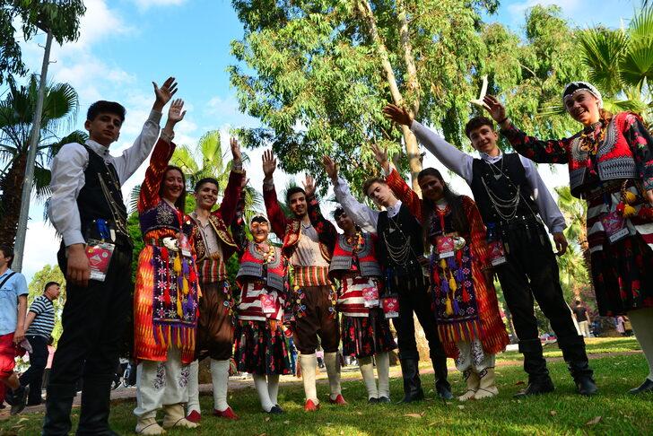 Trabzon'da "30. Uluslararası Akçaabat Müzik ve Halk Oyunları Festivali" başladı G5