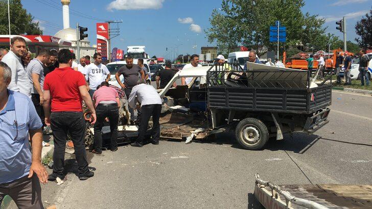 Samsun'da ciple kamyonet çarpıştı, bir kişi öldü, bir kişi yaralandı G3