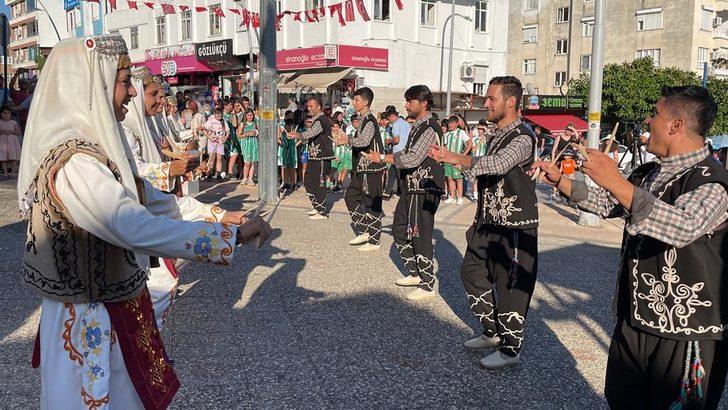 Mersin'de "14. Uluslararası Anamur Kültür ve Muz Festivali" düzenlendi G4