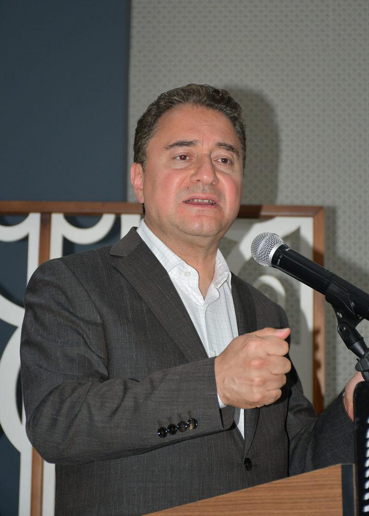 DEVA Partisi Genel Başkanı Babacan, Artvin'de STK temsilcileri ve gazetecilerle buluştu G4