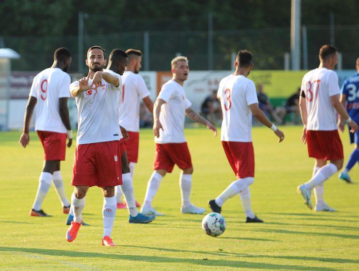 Sivasspor hazırlık maçında Çekya ekibi Sigma Olomouc ile karşılaştı G3
