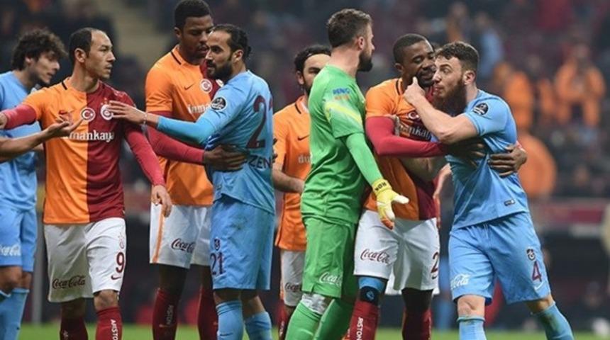 Olaylı Galatasaray Trabzonspor ma&ccedil; &ouml;zeti ve kritik anları