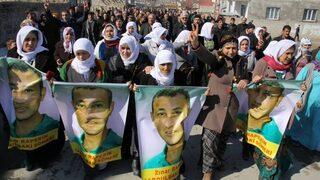 HDP'li Tuğba Hezer, terörist taziyesine katıldı