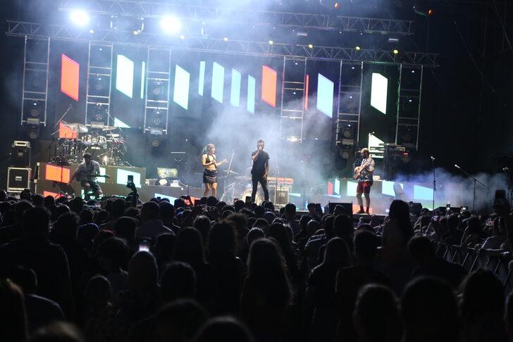 Kapadokya'daki "BALONFEST 2022" konser programlarıyla sürdü G3