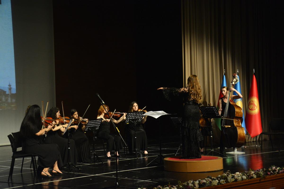 Turan Orkestrası Bursa'da konser verdi